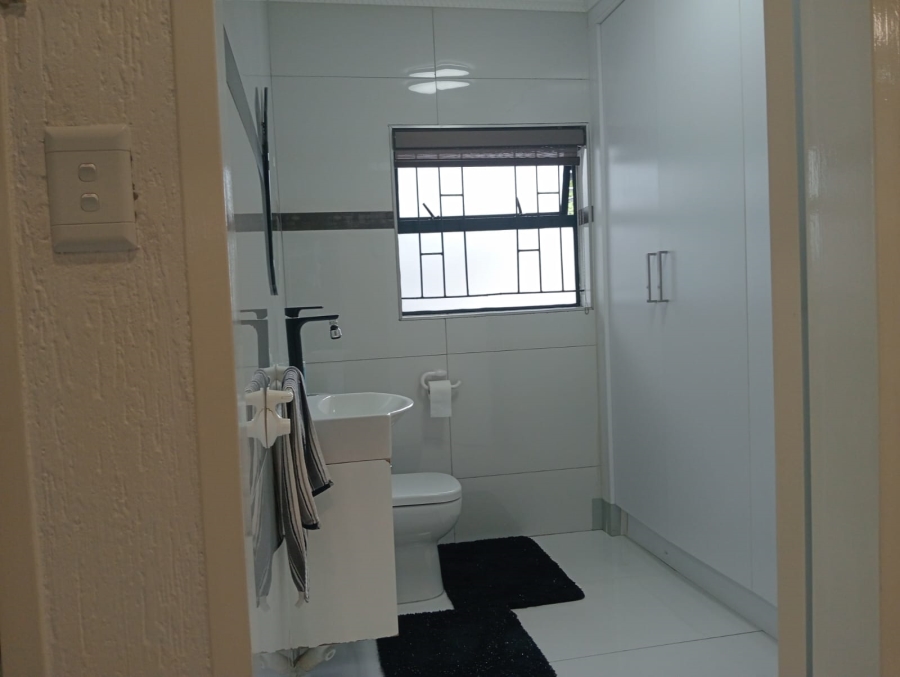 4 Bedroom Property for Sale in Safari Gardens North West